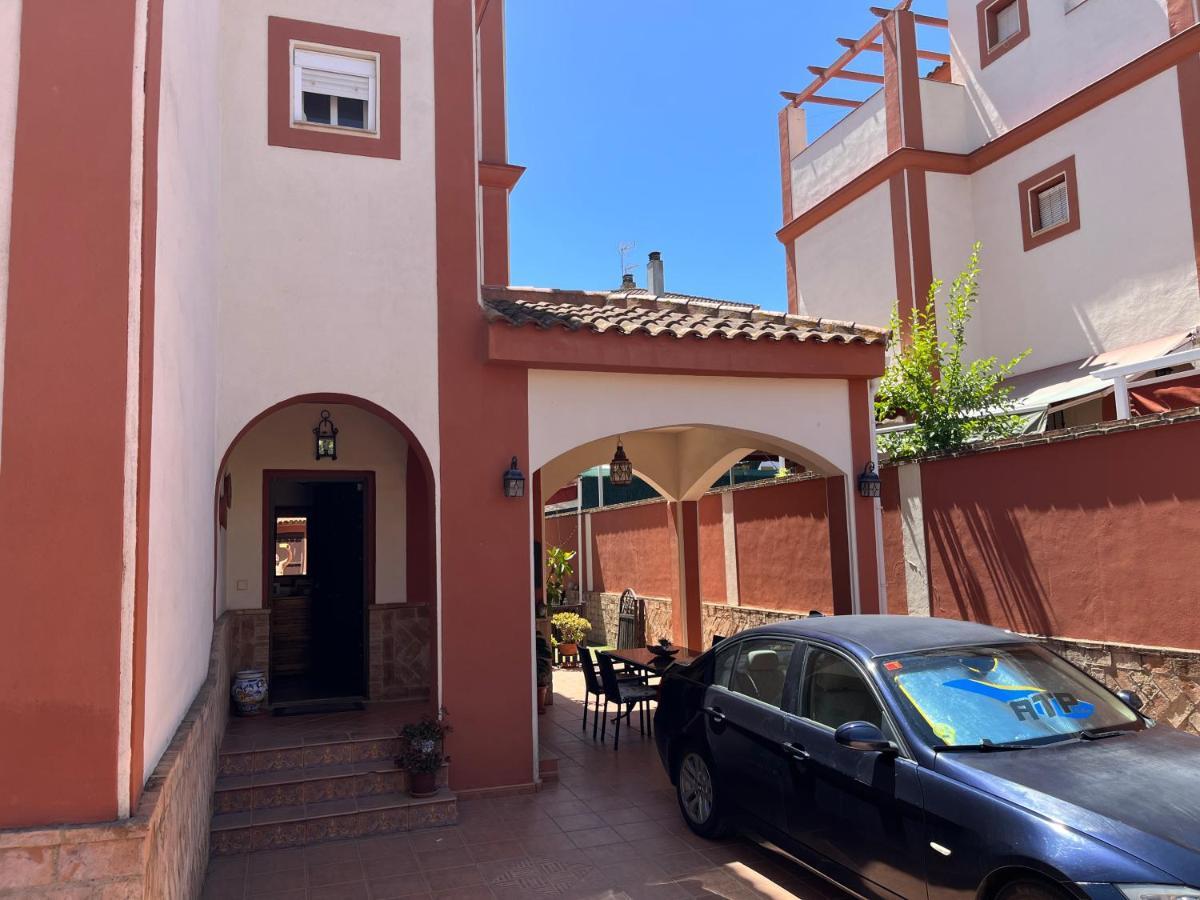 Casa Con Piscina Cerca De Vakantiehuis *